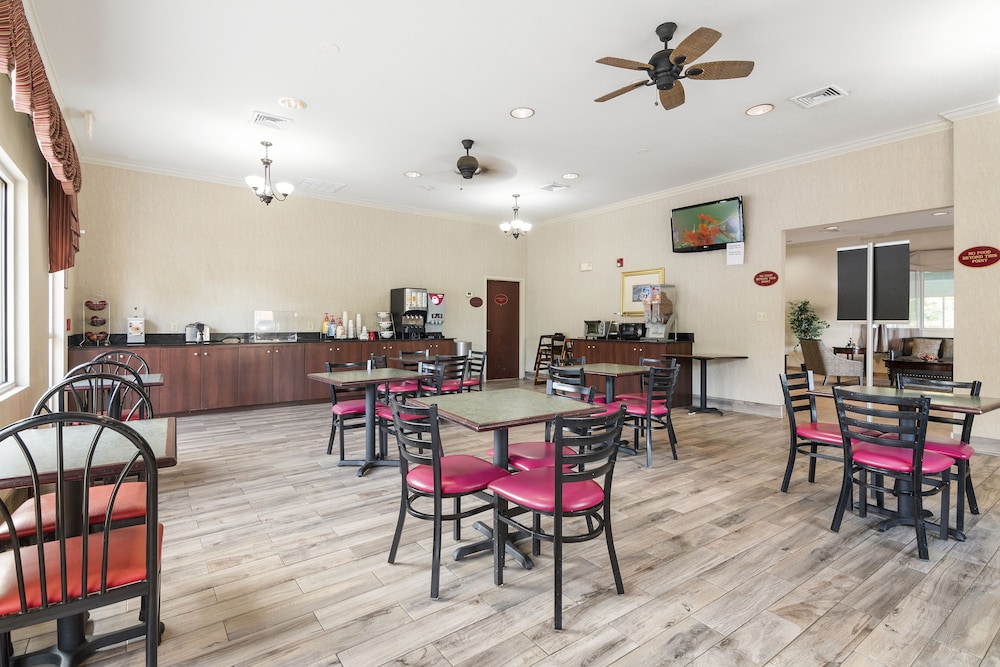 Sleep Inn & Suites Newport News City Center Area 35/41
