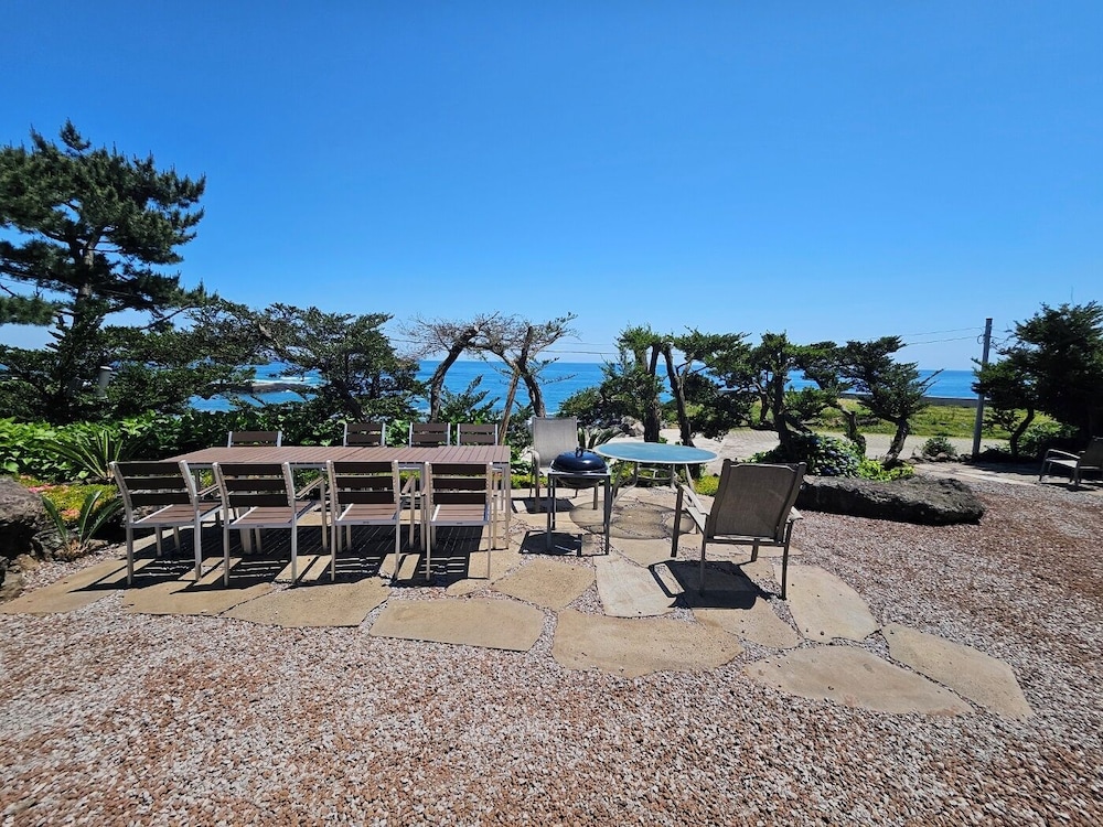 Orojeju Pension 20/35