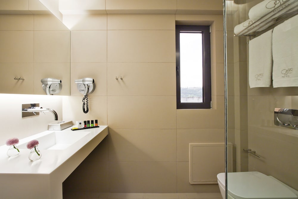 O and B Athens Boutique Hotel 41/50