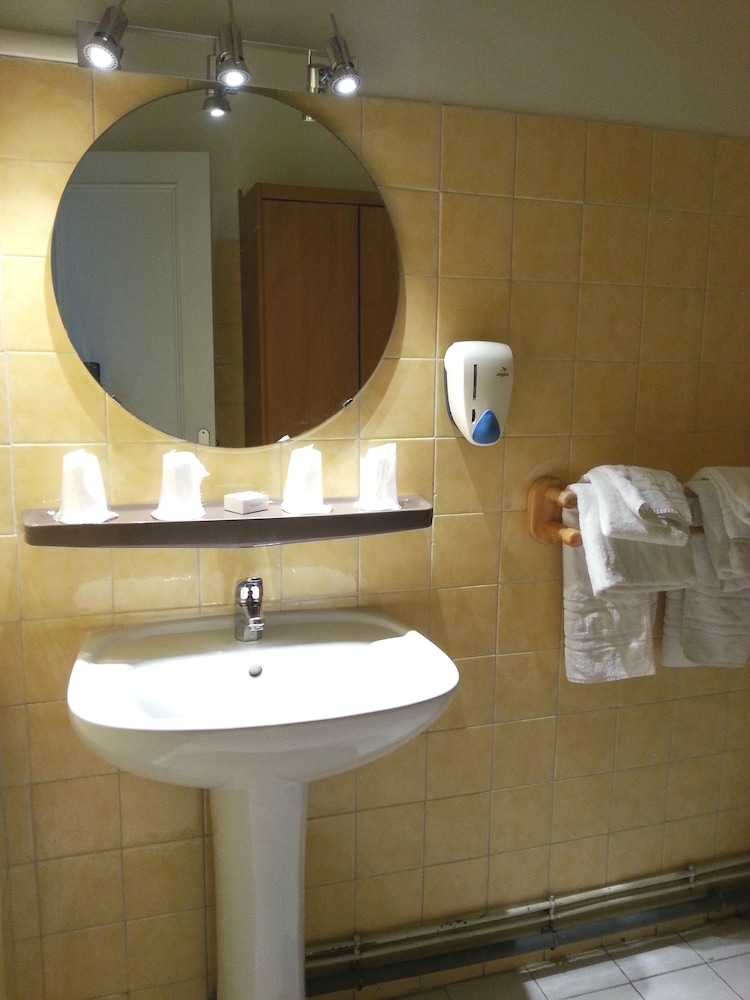 Hotel Les Lavandes 36/39