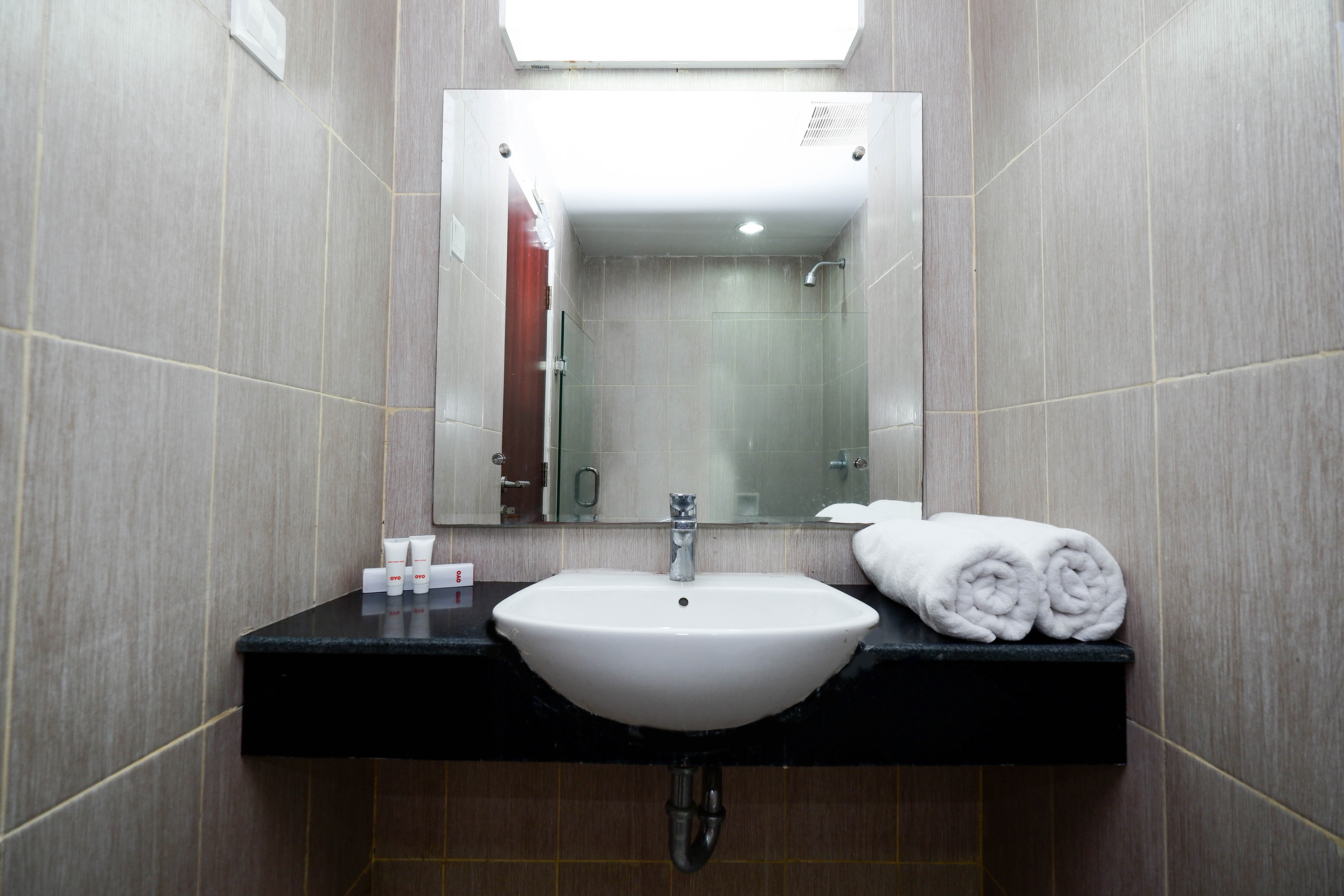 Hotel Utc Semarang 47/51