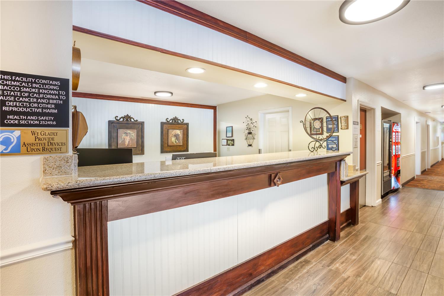 Best Western Luxury Inn 6/37