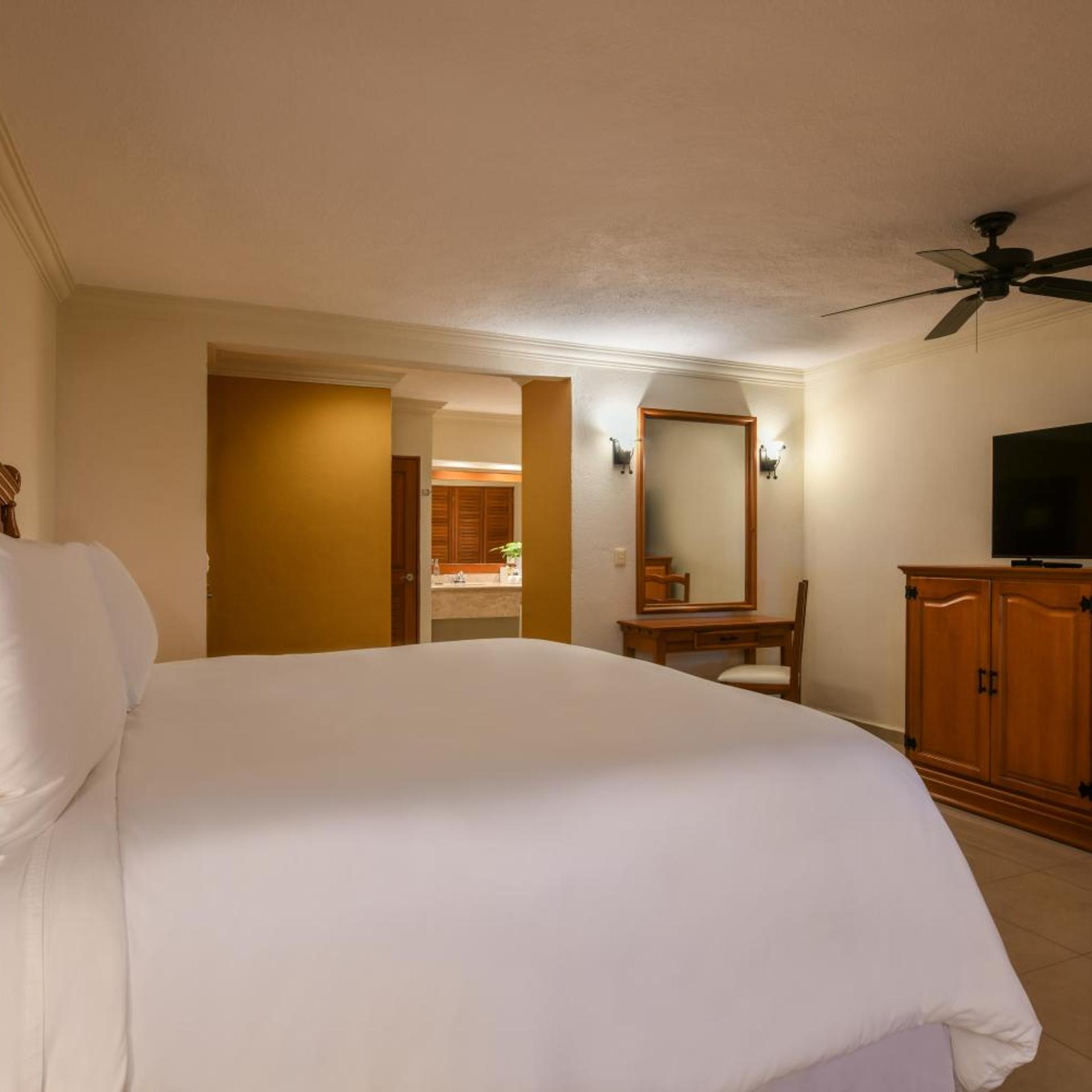 Royal, Retreat, Suite, Beach Front