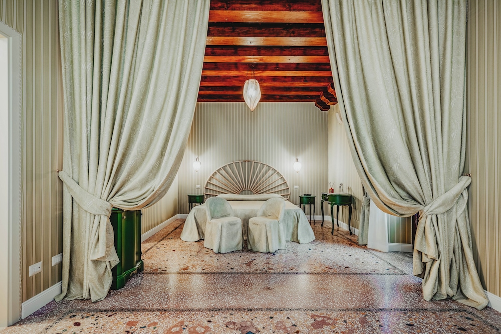 Hotel Giorgione 62/87