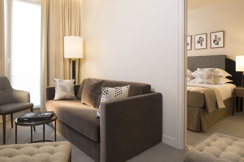 Le Tsuba Hotel 42/52