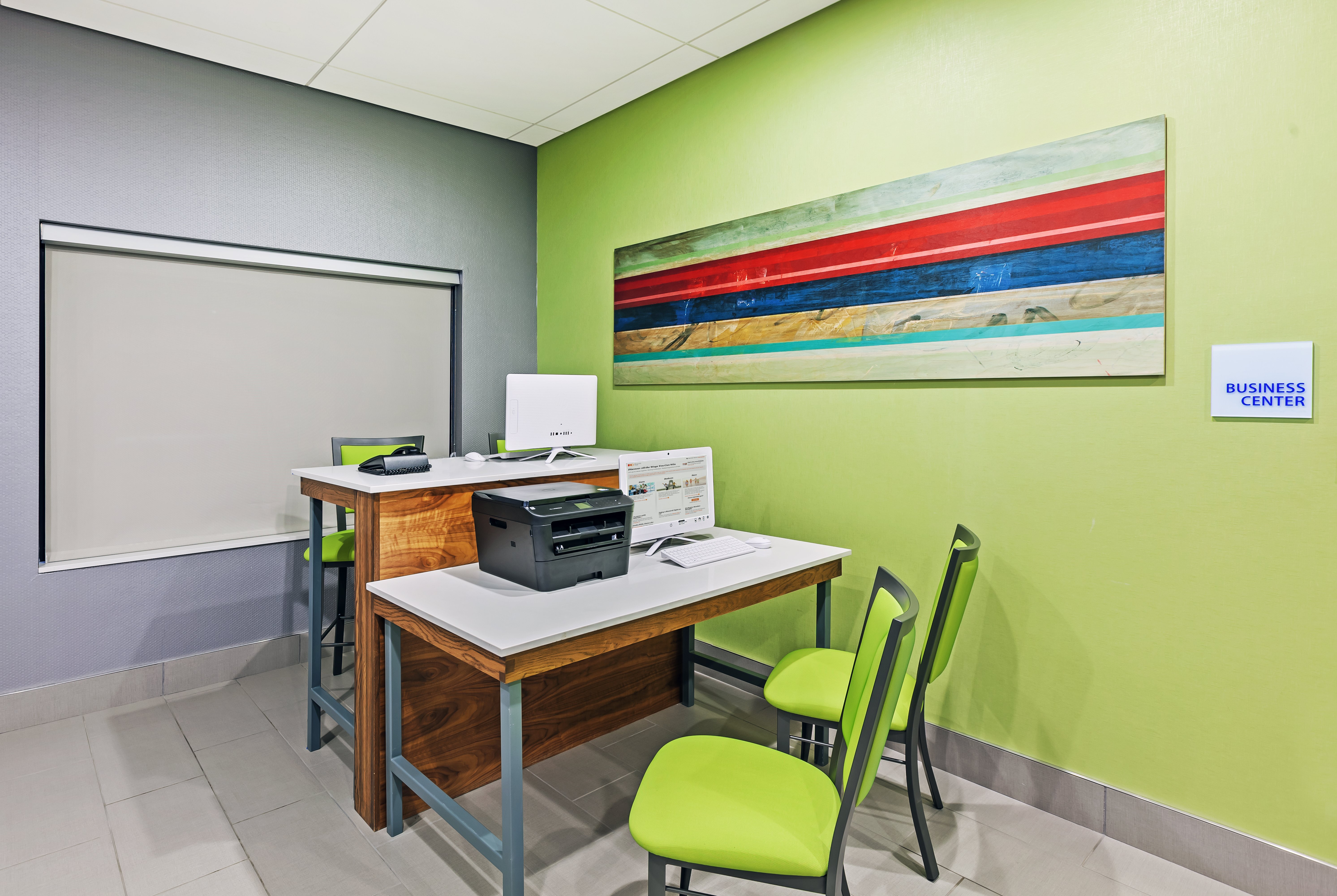 HOLIDAY INN EXPRESS & SUITES PERRYTON 44/50