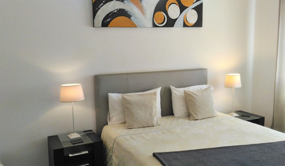 Suites Inn Lagos 19/38