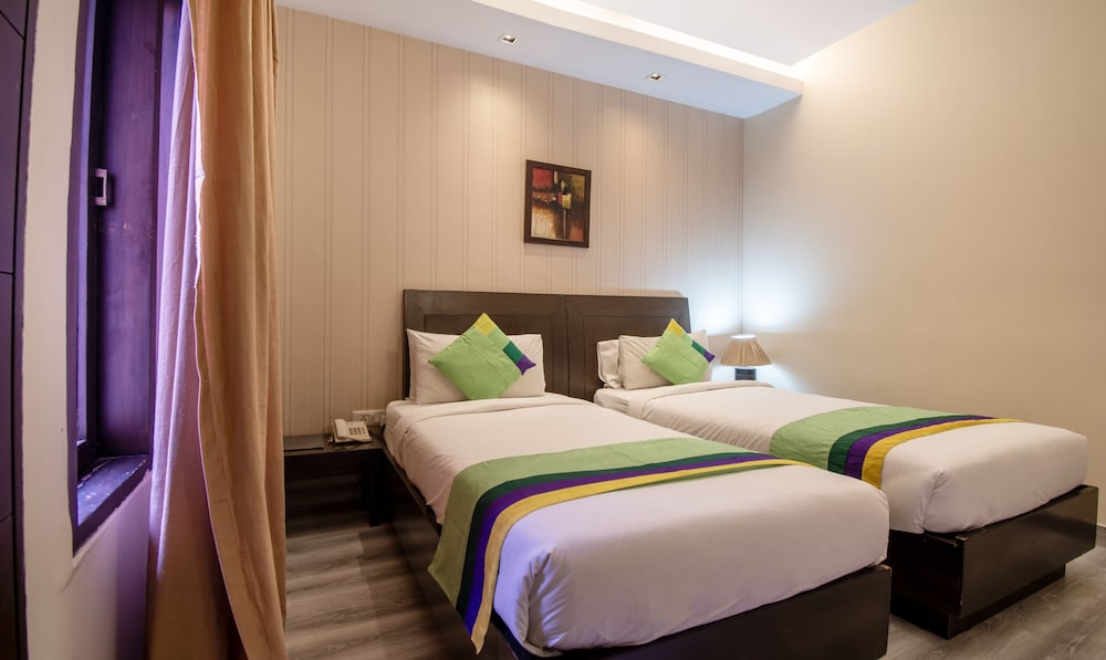 CABANA HOTEL 19/41