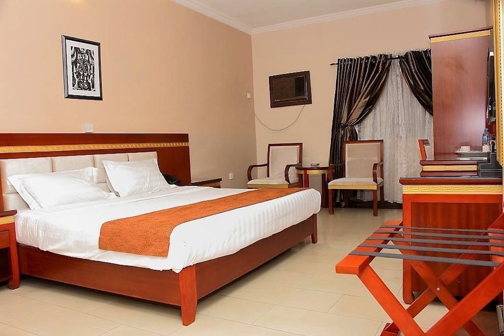 Hotel Rosebud 19/50