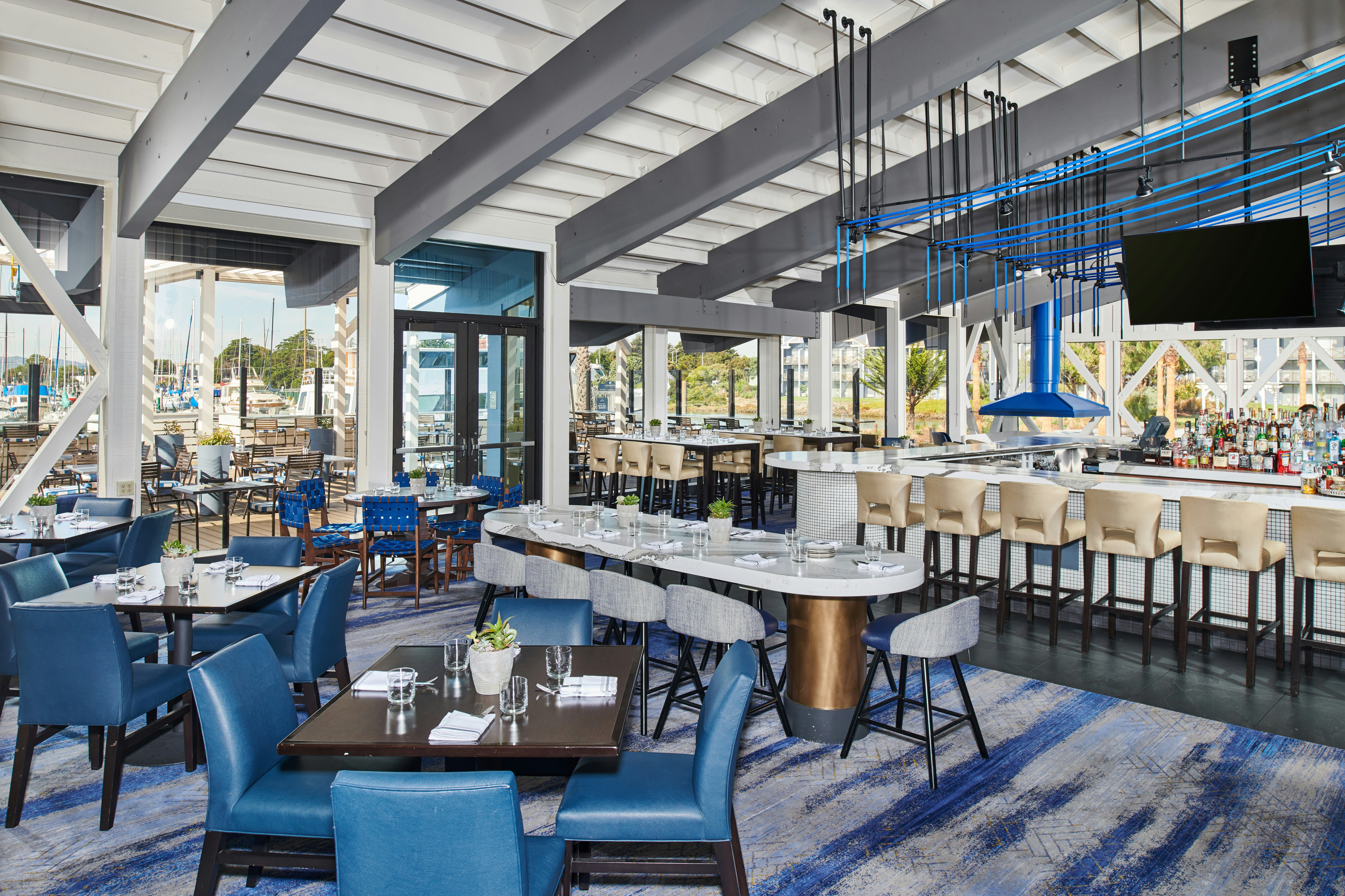 DoubleTree by Hilton Hotel Berkeley Marina 56/83