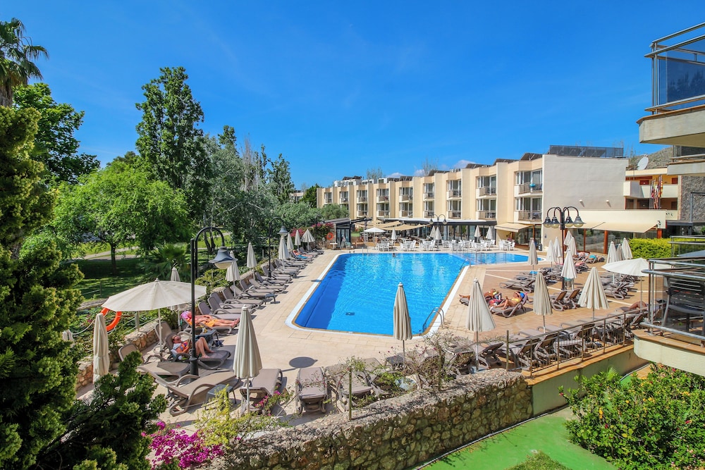 Duva Aparthotel & Spa 59/62