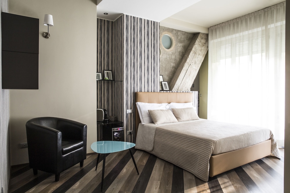 Serendipity Rooms 10/41