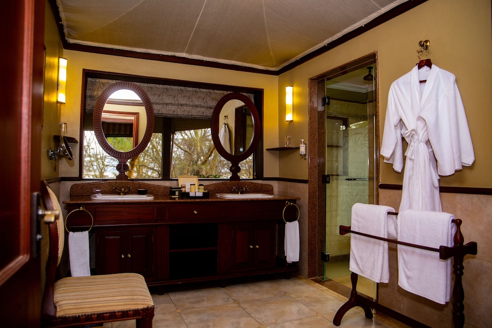 Lake Elmenteita Serena Camp 4/50
