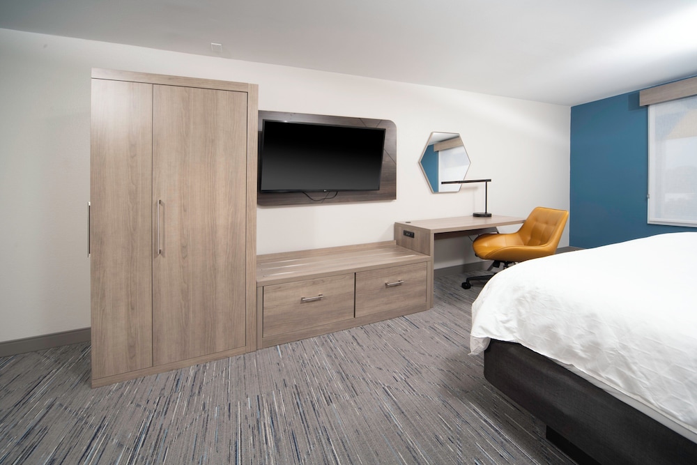 Holiday Inn Express Hotel Suites Atlanta Johns Creek 24/64