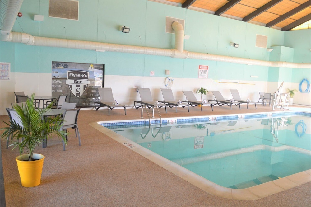 Falmouth Inn 38/65