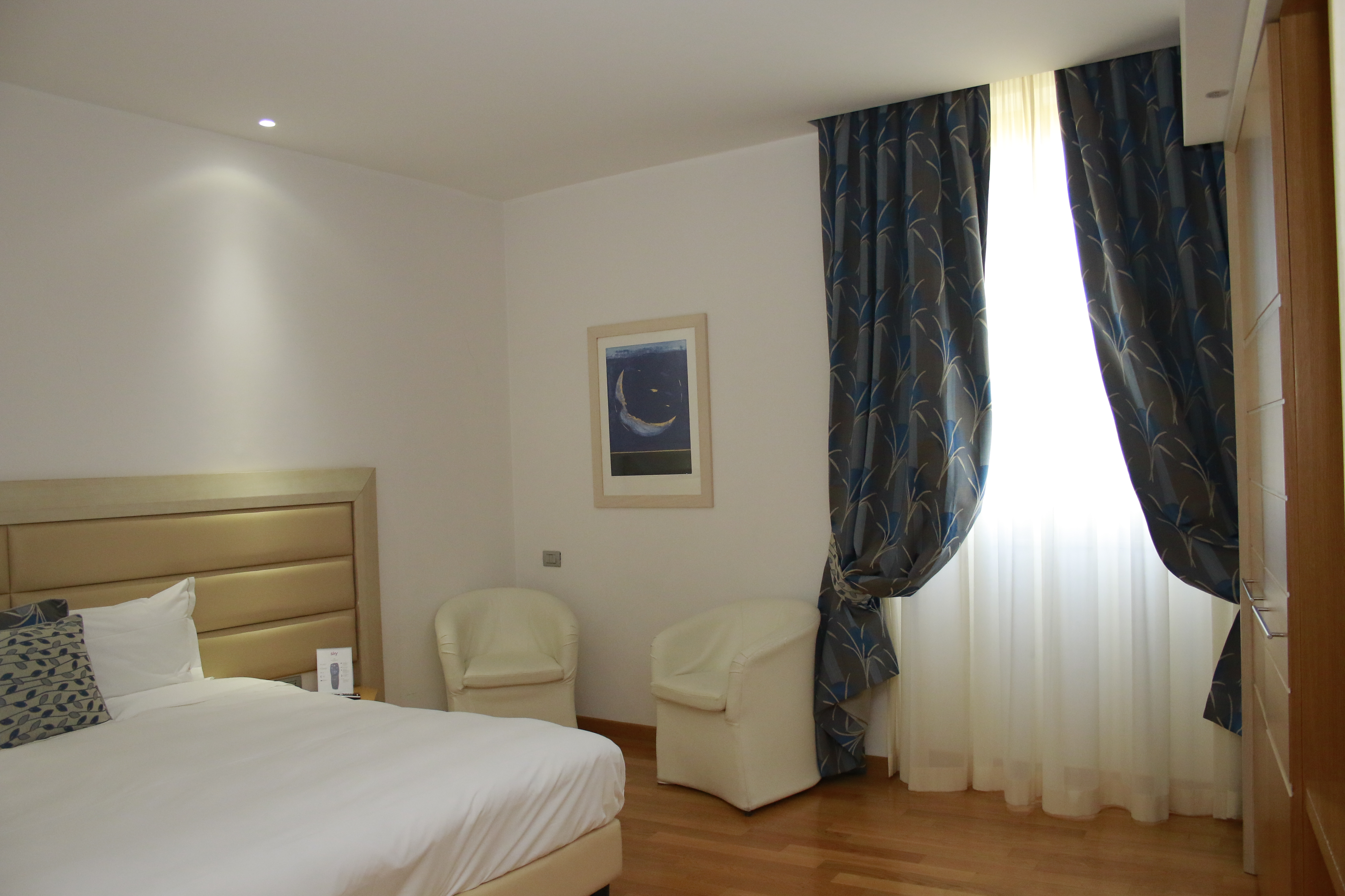 French, Double Bed