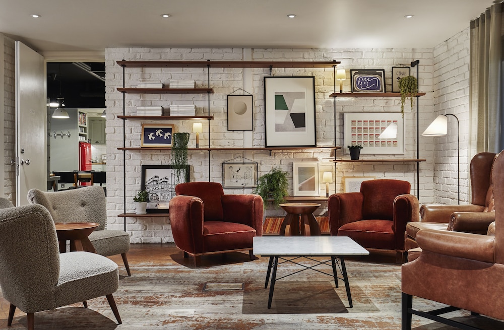 The Hoxton, Shoreditch 35/70