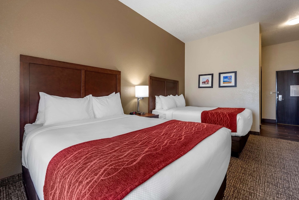 Comfort Inn & Suites Goodland, KS 14/47