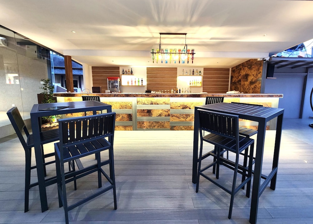 Amalthea Hotel 34/50