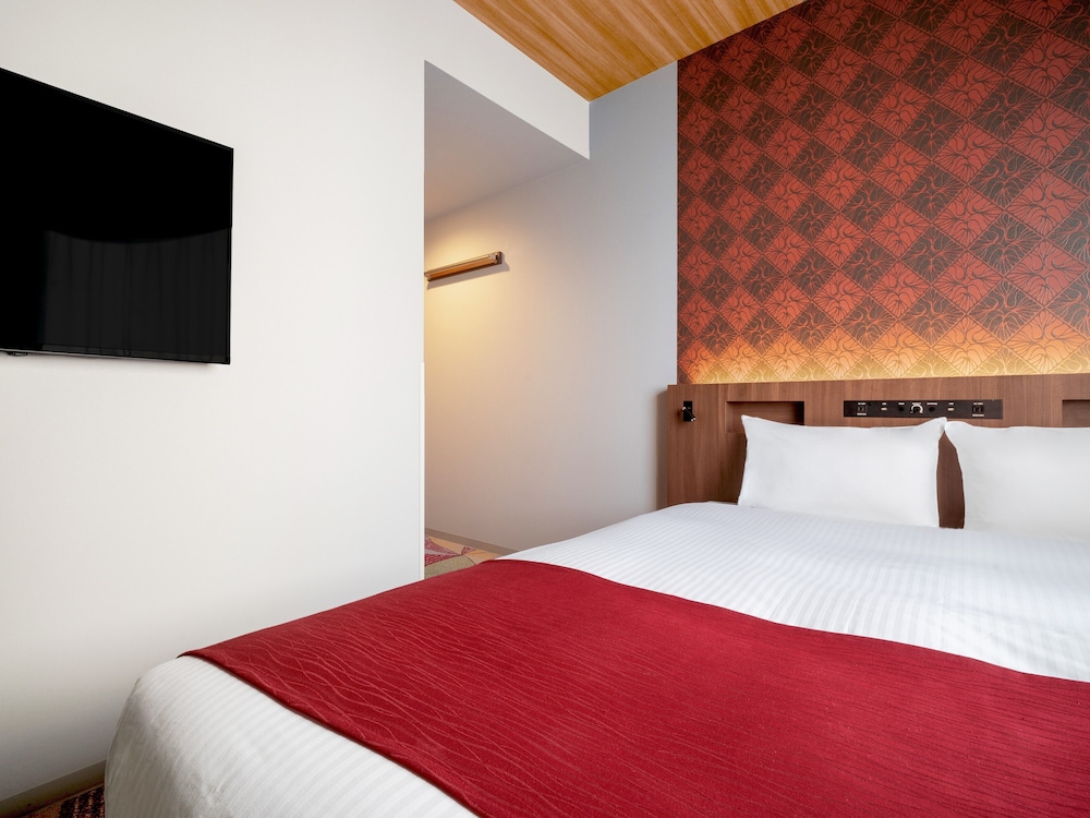 SUPERIOR, DOUBLE BED