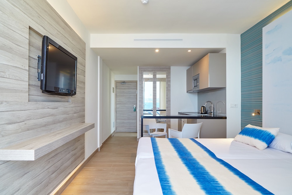 Sol Bahia Ibiza Suites 7/41