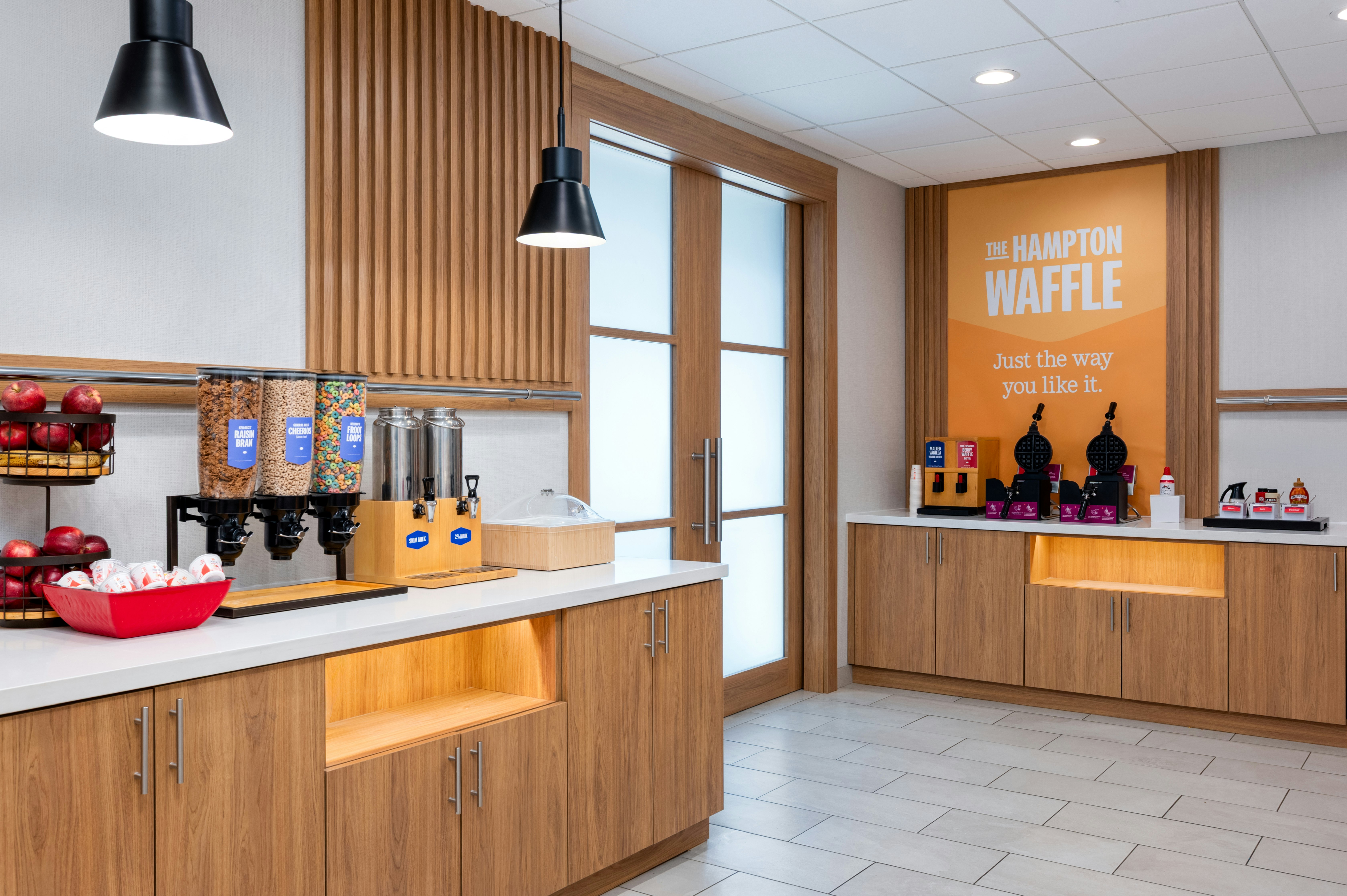 Hampton Inn & Suites Cadillac 6/24