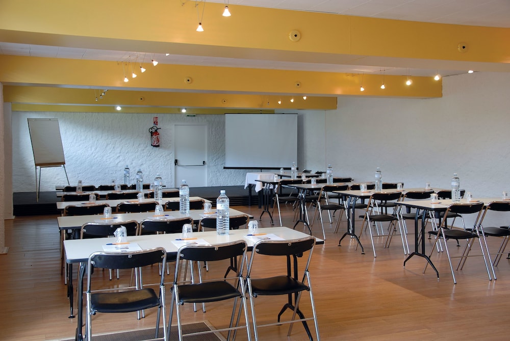 Quality Hotel Le Cardinal 40/50