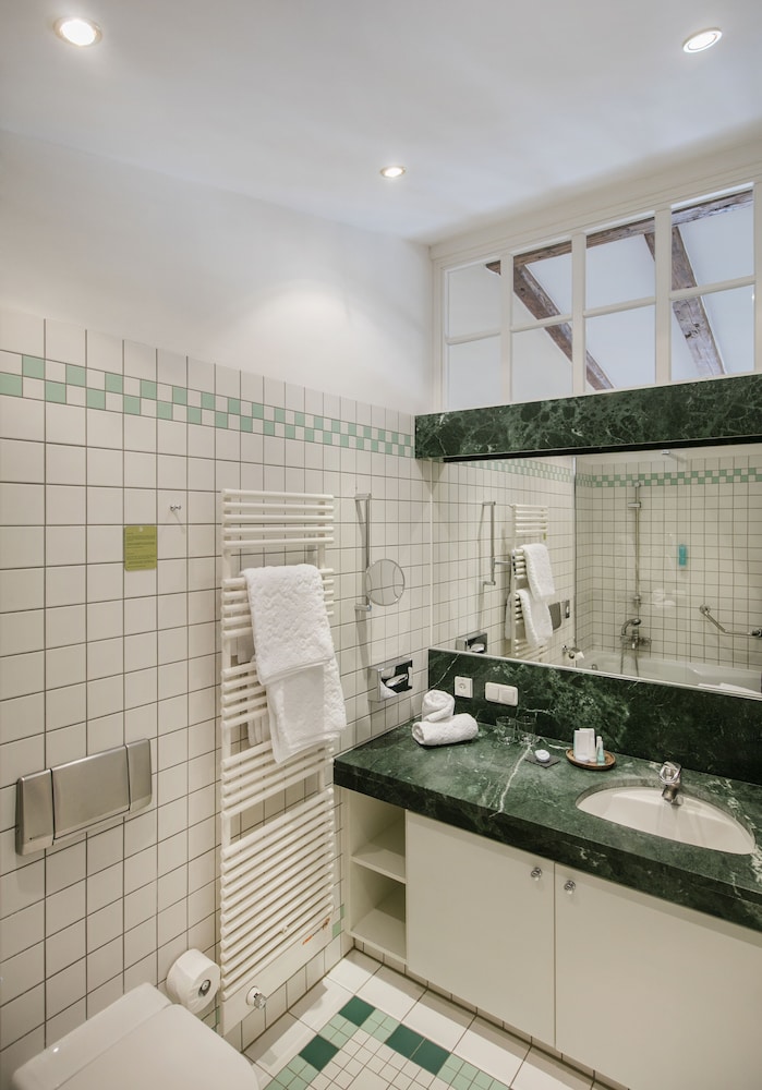 Hotel Landhaus zu Appesbach 46/50