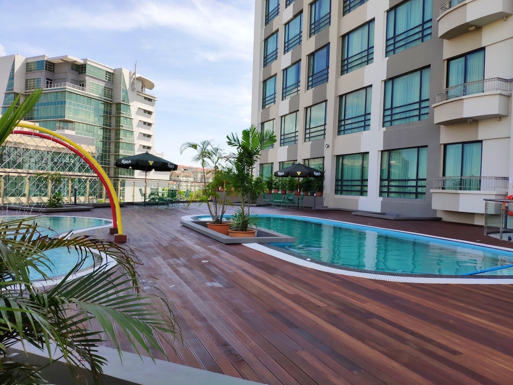 Sabah Oriental Hotel 62/69