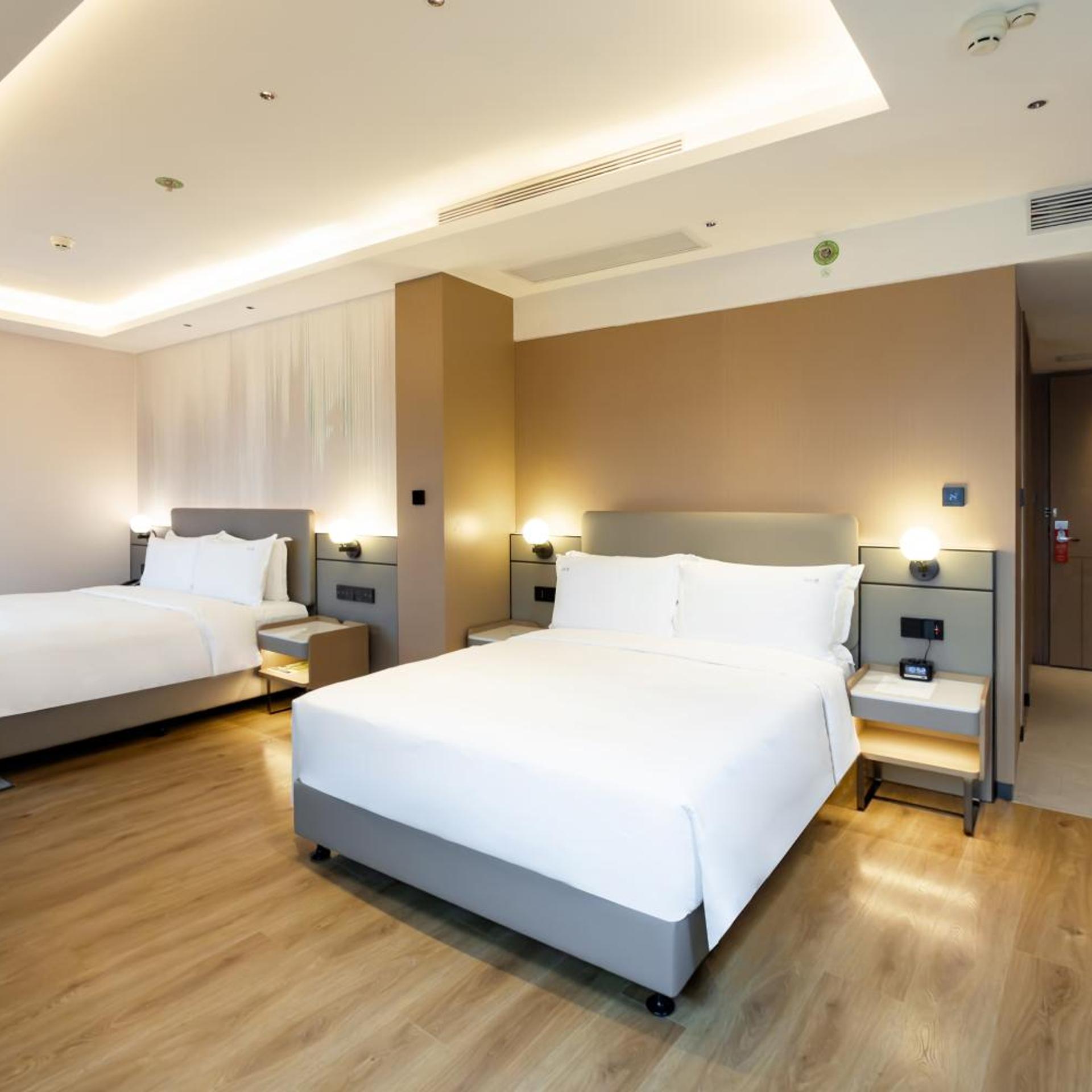 Kids Suite, Theme, King Bed