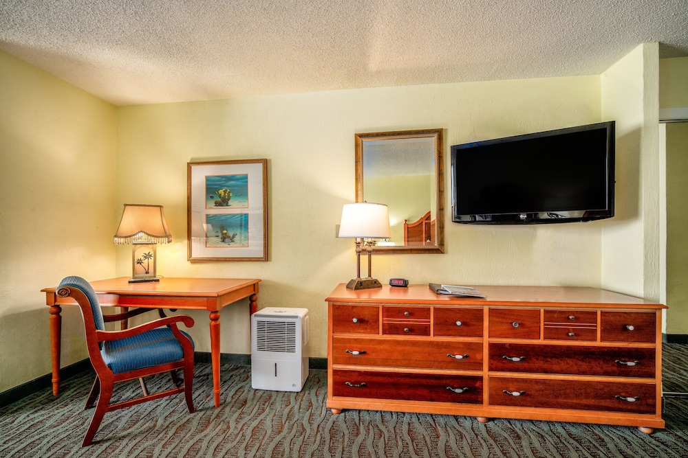 Perry S Ocean Edge Resort 39/54