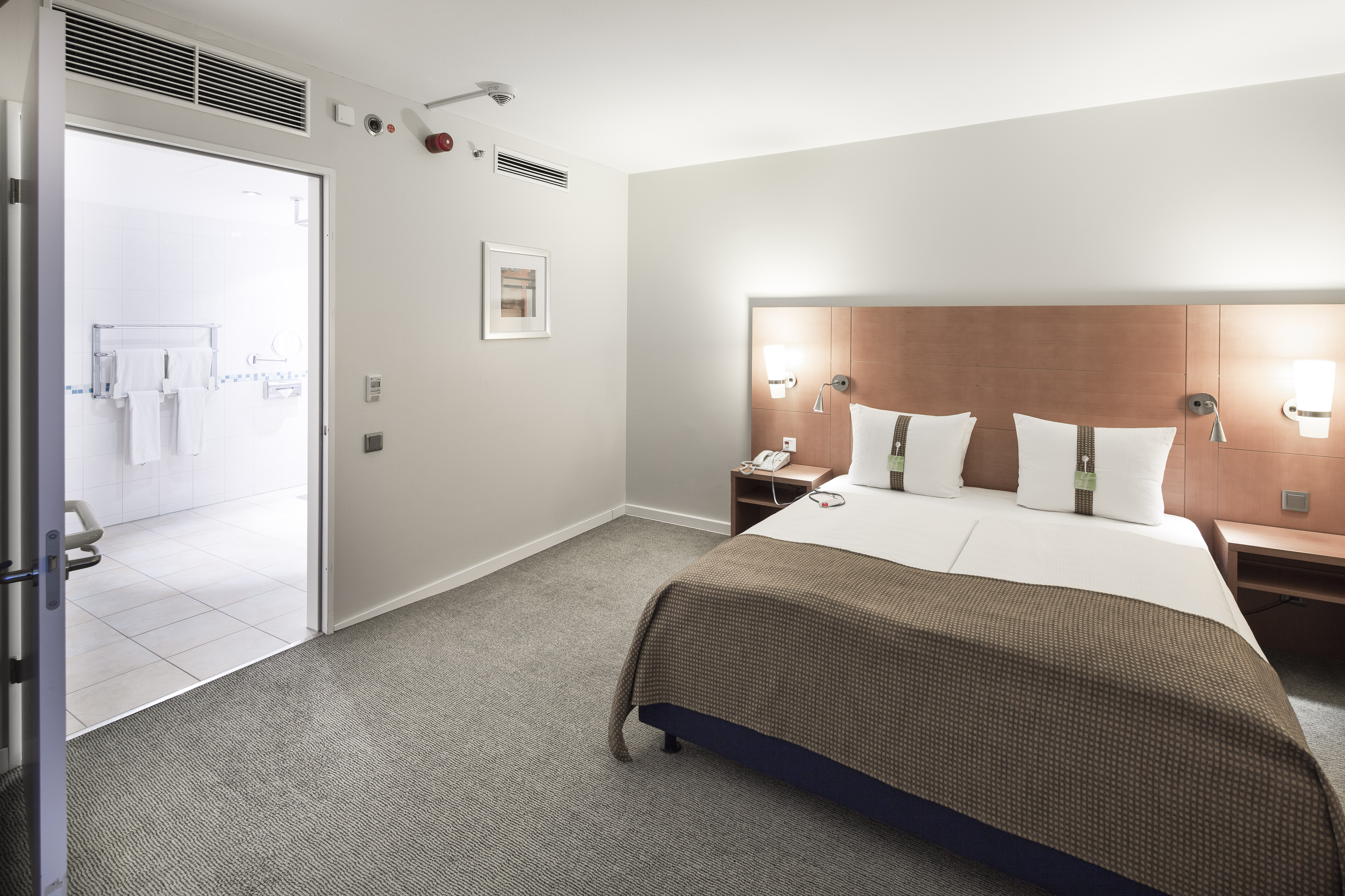 غرفة قياسية، Holiday Inn Munich - City Centre 3/10