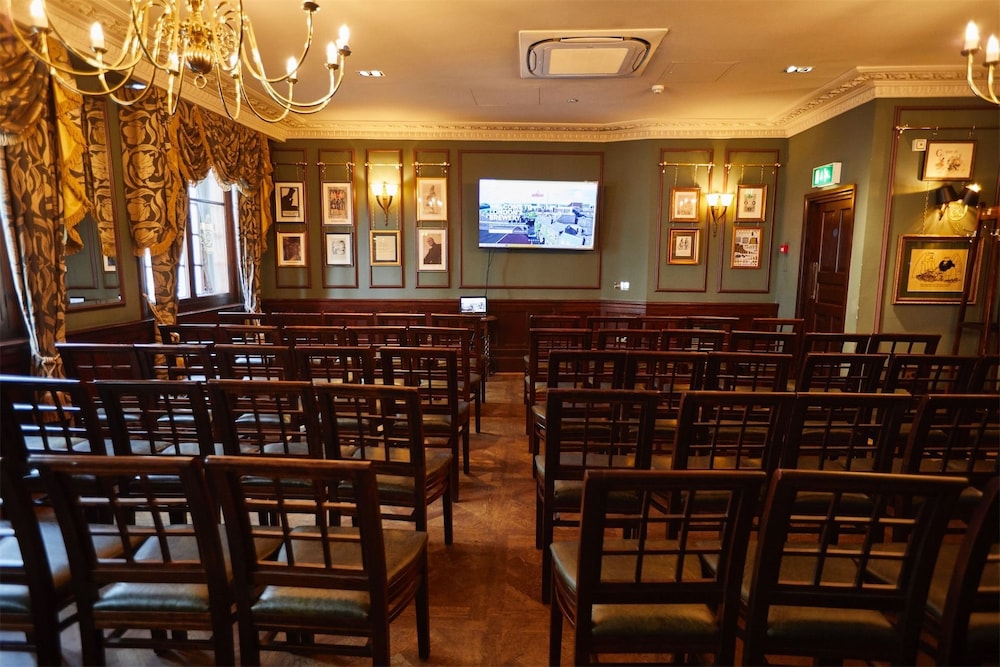 The Counting House 32/50
