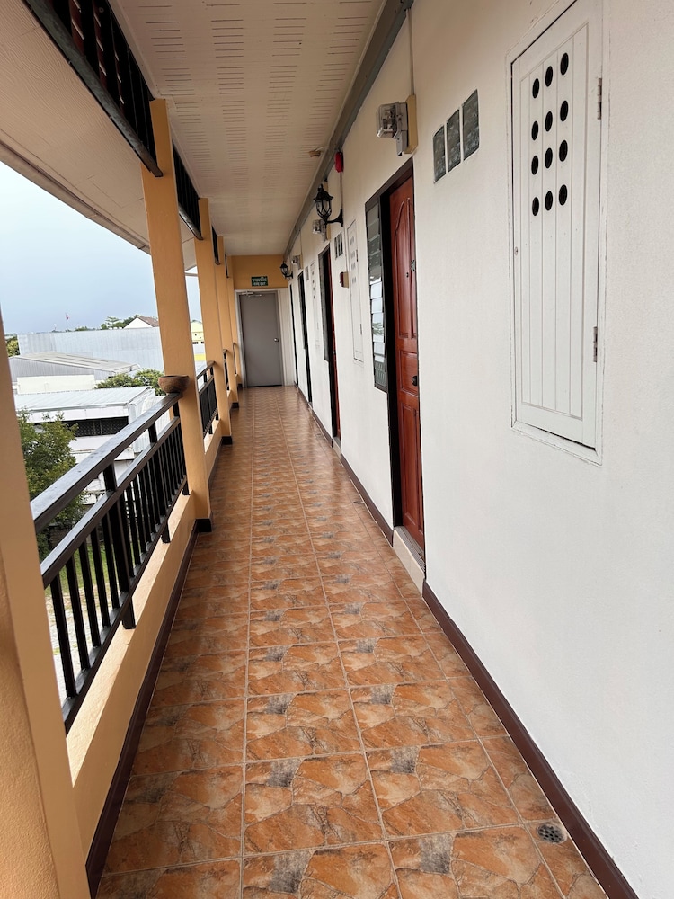Thorada Place 6/25