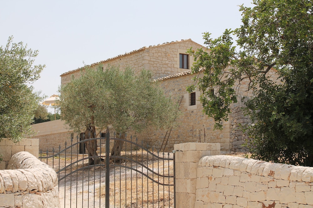 Tenuta Zannafondo 37/41
