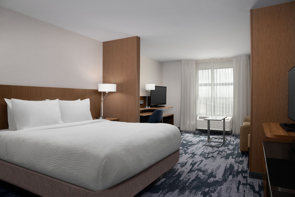Fairfield Inn & Suites Sioux Falls Airport 9/49
