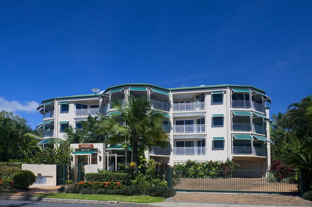 On the Beach Holiday Apartments 9/68