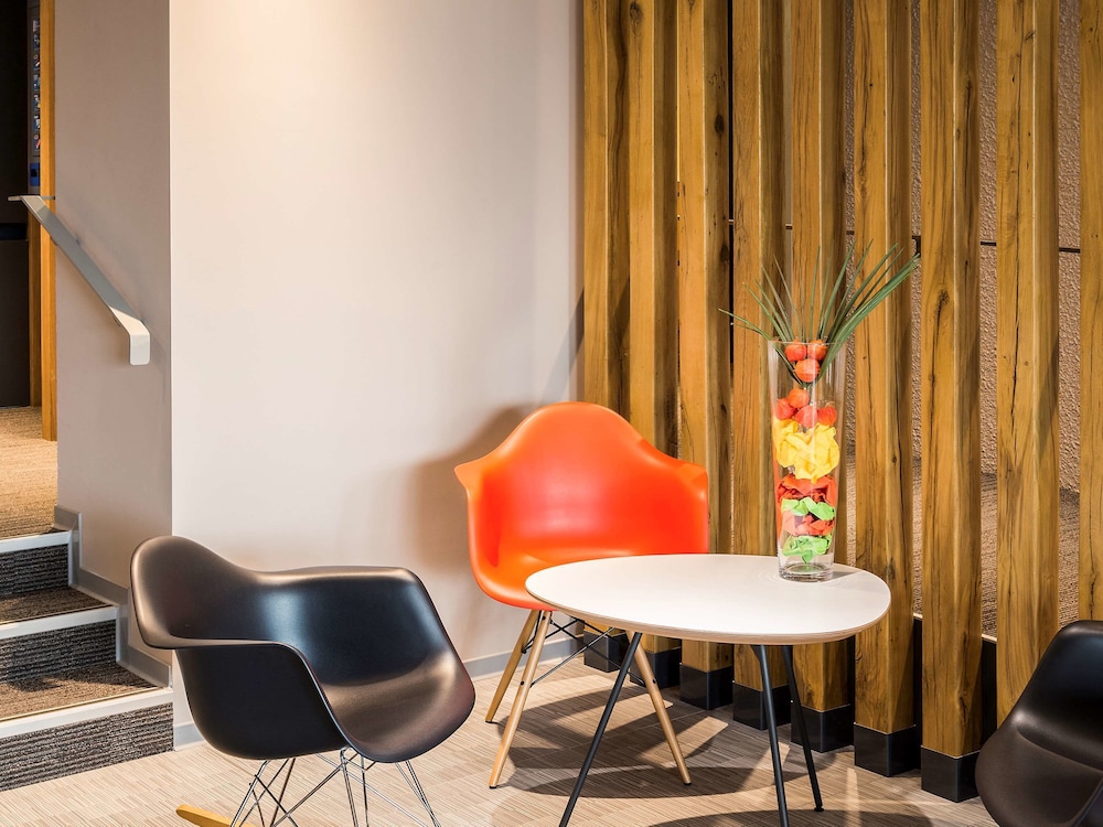 Ibis Rennes Cesson 66/76