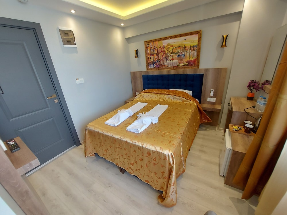 Peker Hotel 19/50