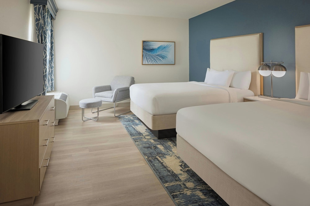 Room at Courtyard by Marriott Sandestin at Grand Boulevard, Miramar Beach - FL