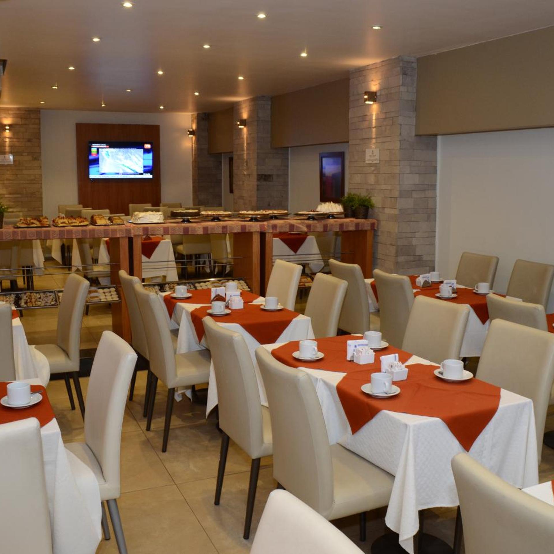 Gran Hotel Skorpios 51/59
