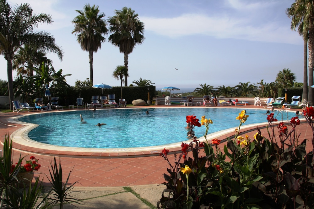 Hotel Residence Costa Azzurra 27/29