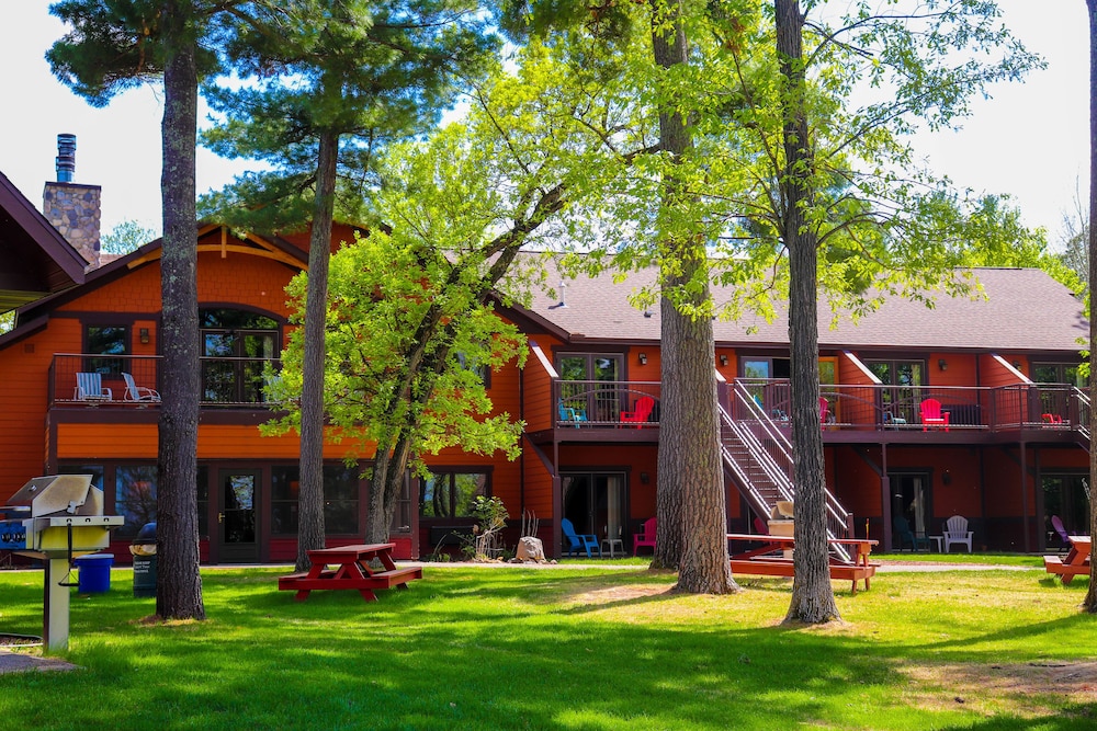 Good Ol Days Family Resort 5/50