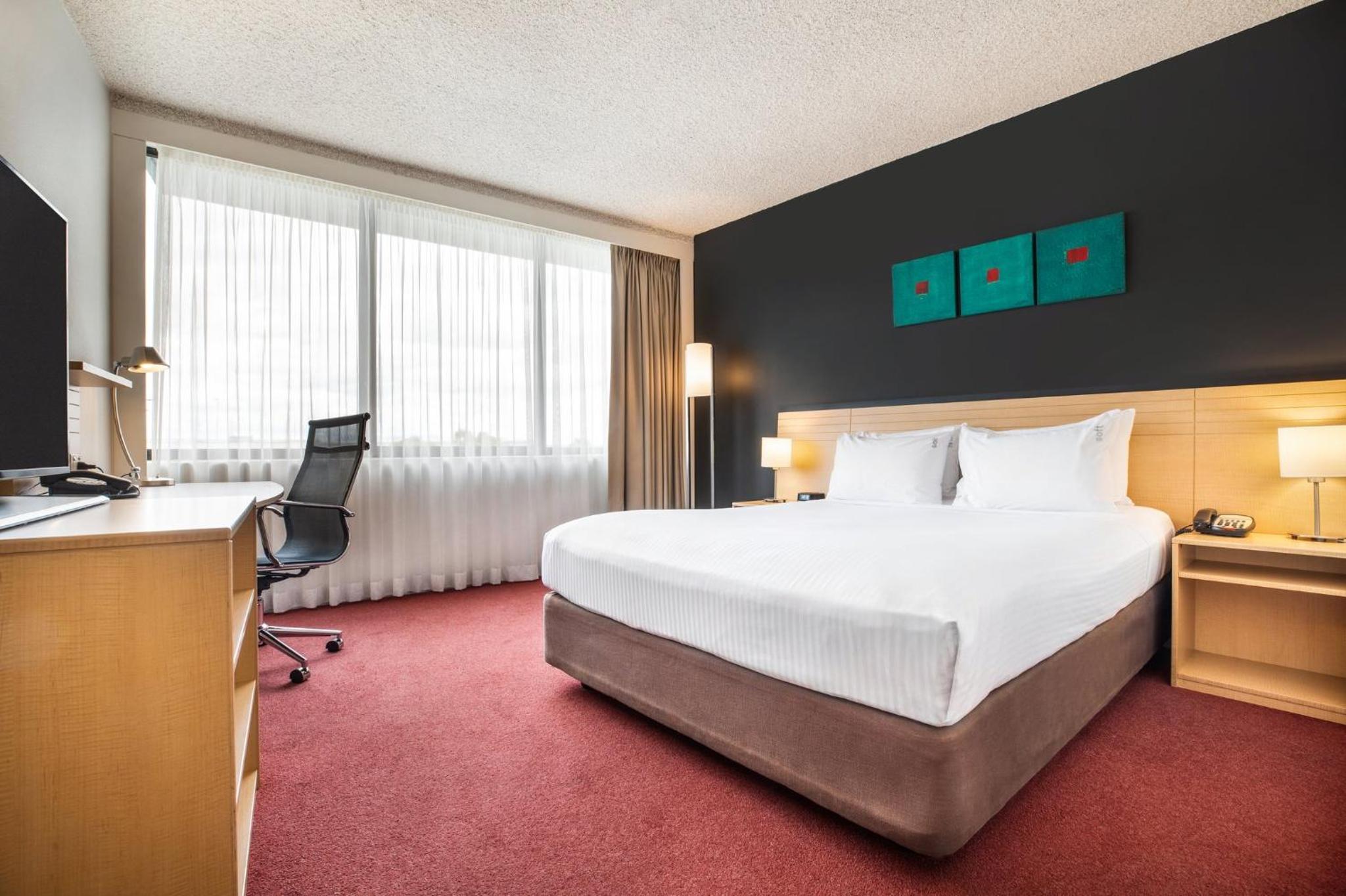 Standard, King Bed