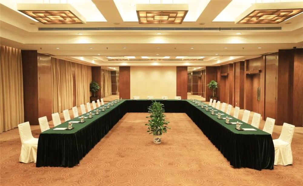 Jinling Resort Hotel Nanjing 28/39