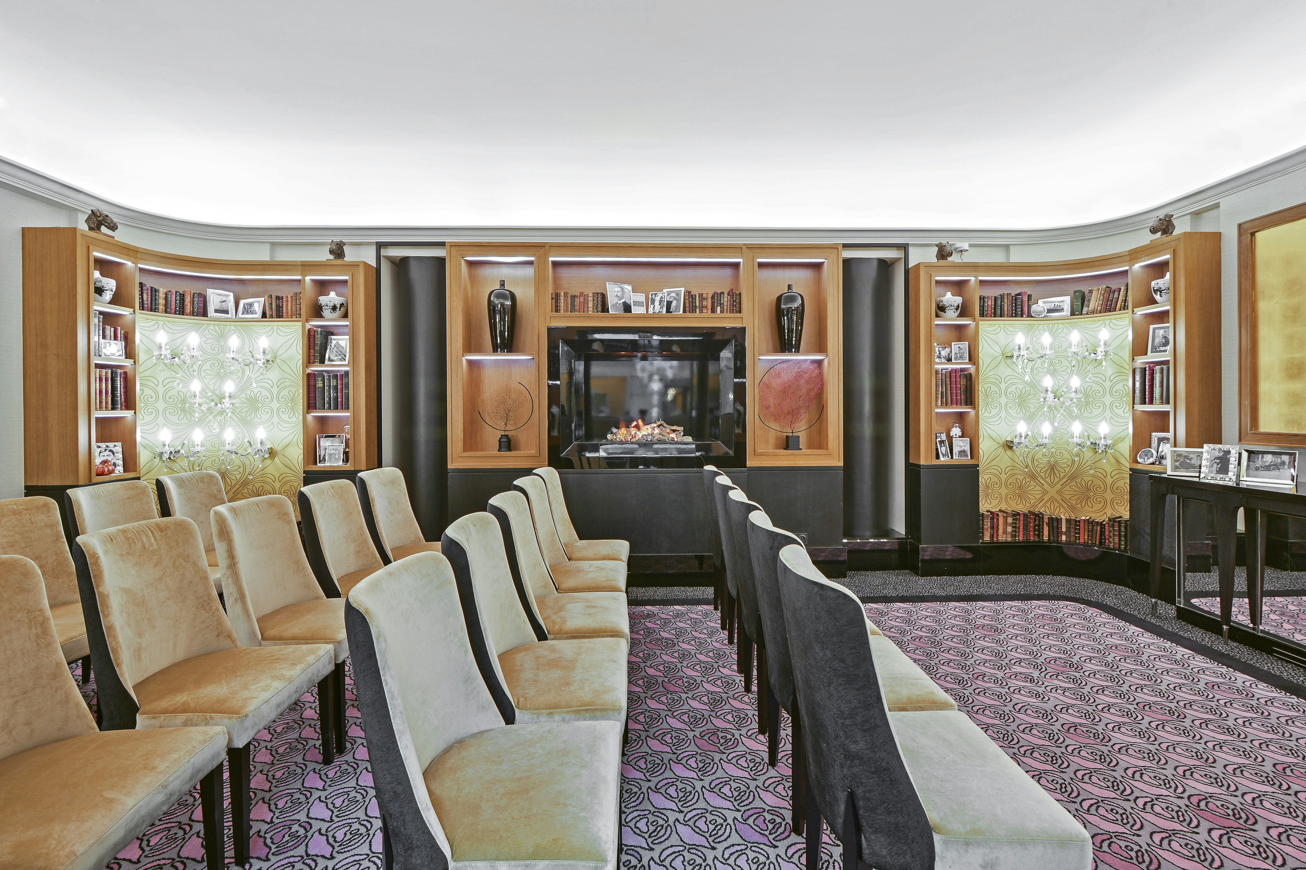 Maison Astor Paris Curio Collection By Hilton 28/43