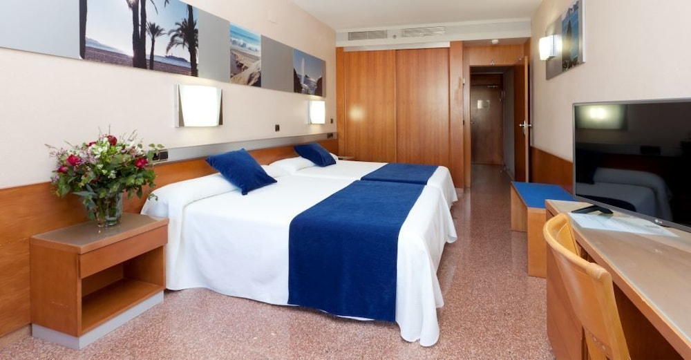 Room, Double Bed