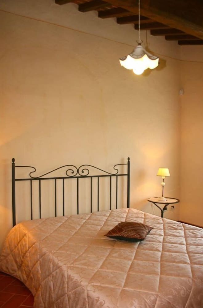 Villa Degli Olivi 10/26