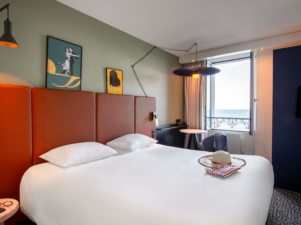 IBIS SAINT MALO PLAGE 22/66