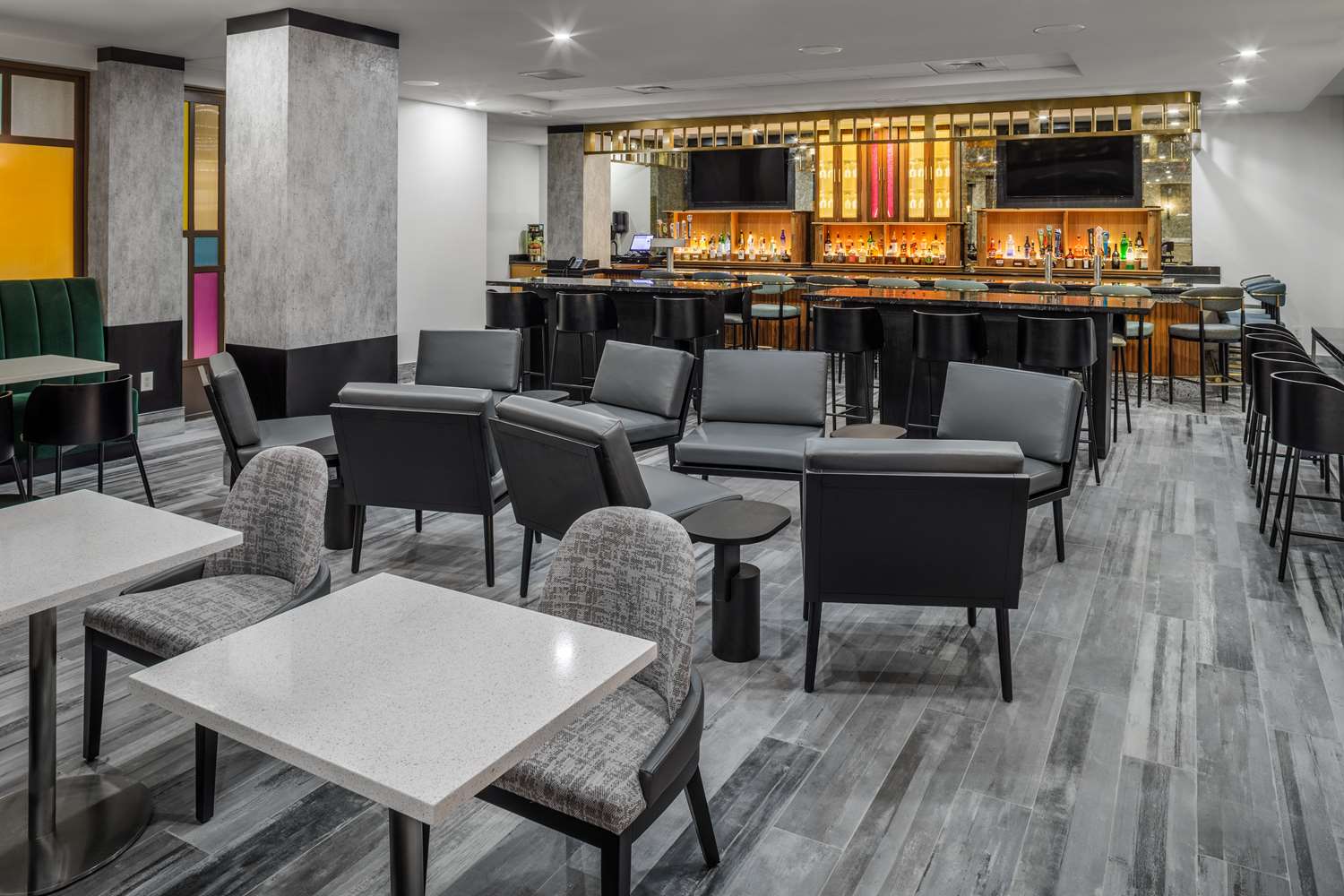 DoubleTree by Hilton Sarasota Bradenton Airport 27/49